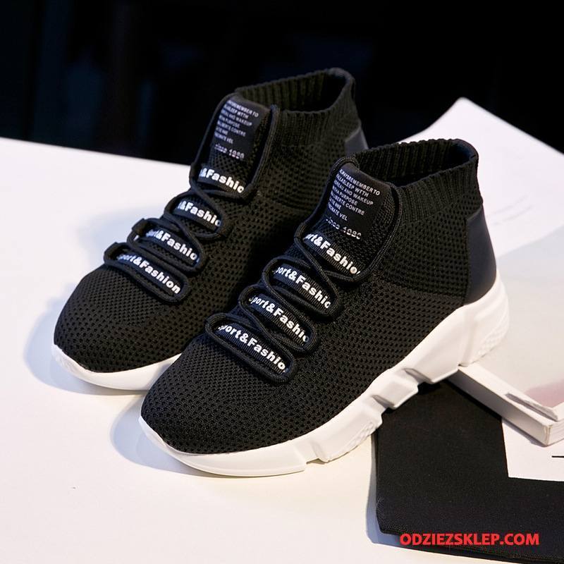 sportowe buty ze skarpetą